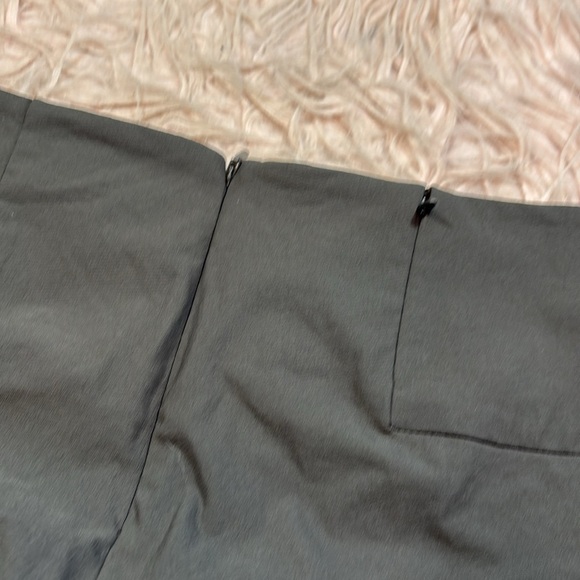 Athleta Wander Slim Straight Crop Pants sz 4 - Picture 9 of 11